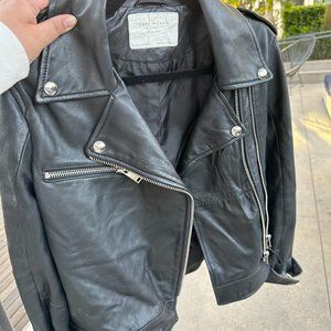 Barely worn ZARA motorcycle leather jacket! FREE SHIPPING!